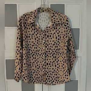 🖤Leopard Print Button-Up Blouse
